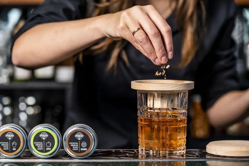 PBSMWOOD1 wooden cocktailsmoker.webp