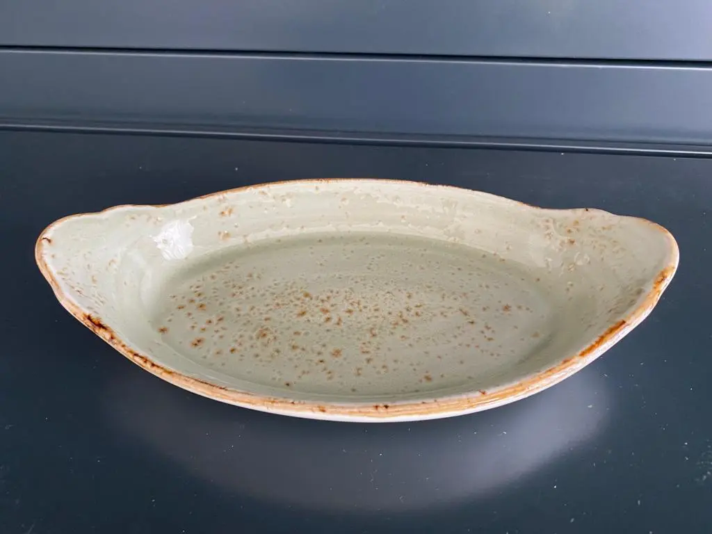 Backform oval mit Griffen 24,5 x 13,5 cm Form Craft grün - Restposten 