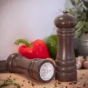 Salzmühle 18 cm Buche dunkel gebeizt Modell Berlin -Zassenhaus  